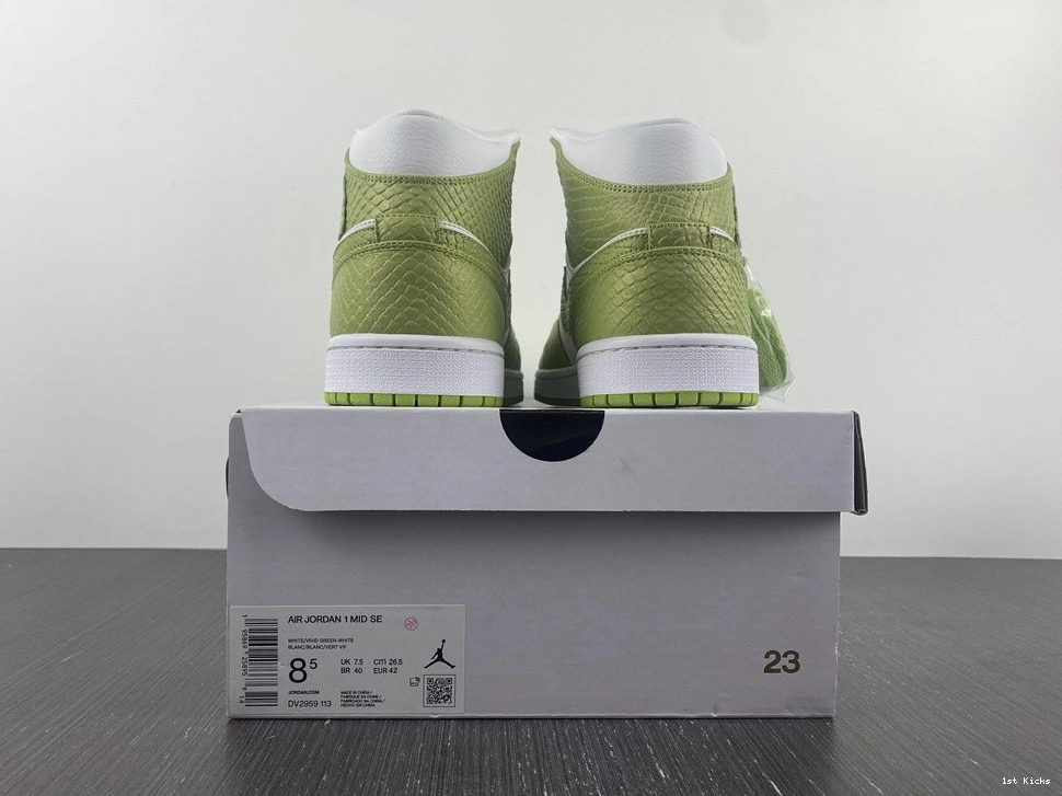 Mid - DV2959-113 Python Jordan (W) Green 1 0429